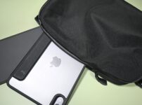 zepirion Urban Sling　はiPad Miniやその周辺機器を収納するのにとても良いバッグ！